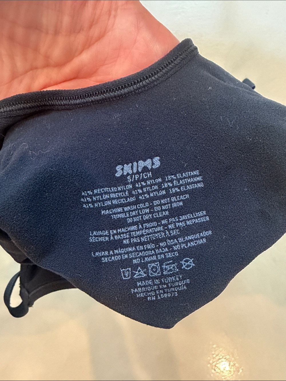 SKIMS Black Sleek Scoop-Front Bodysuit - Picture 2 of 4